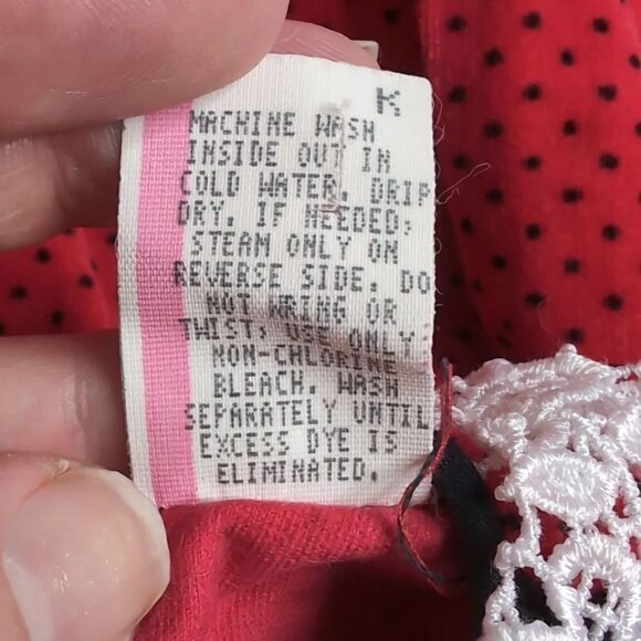 Vintage 24 months Baby Girl Cotton Short Sleeve Romper Red with Black Polka Dots - Picture 12 of 12